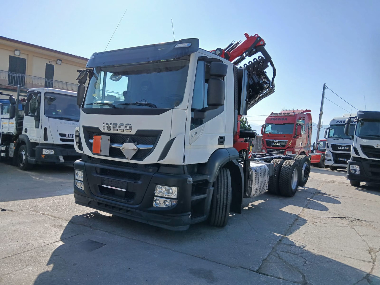 IVECO STRALIS AD 260S31 XP - Kamion sa dizalicom: slika 1 IVECO STRALIS AD 260S31 XP - Kamion sa dizalicom: slika 1