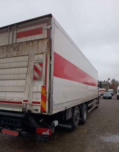 IVECO STRALIS AD 260S31 Y/P - Kamion sa golom šasijom i zatvorenom kabinom: slika 5 IVECO STRALIS AD 260S31 Y/P - Kamion sa golom šasijom i zatvorenom kabinom: slika 5