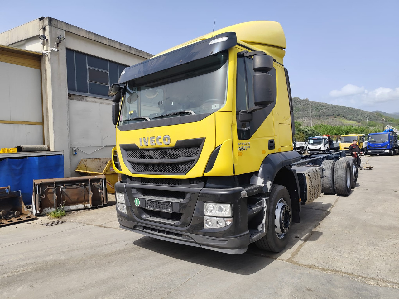 IVECO STRALIS AS 260S46 - Kamion sa tovarnim sandukom: slika 2 IVECO STRALIS AS 260S46 - Kamion sa tovarnim sandukom: slika 2