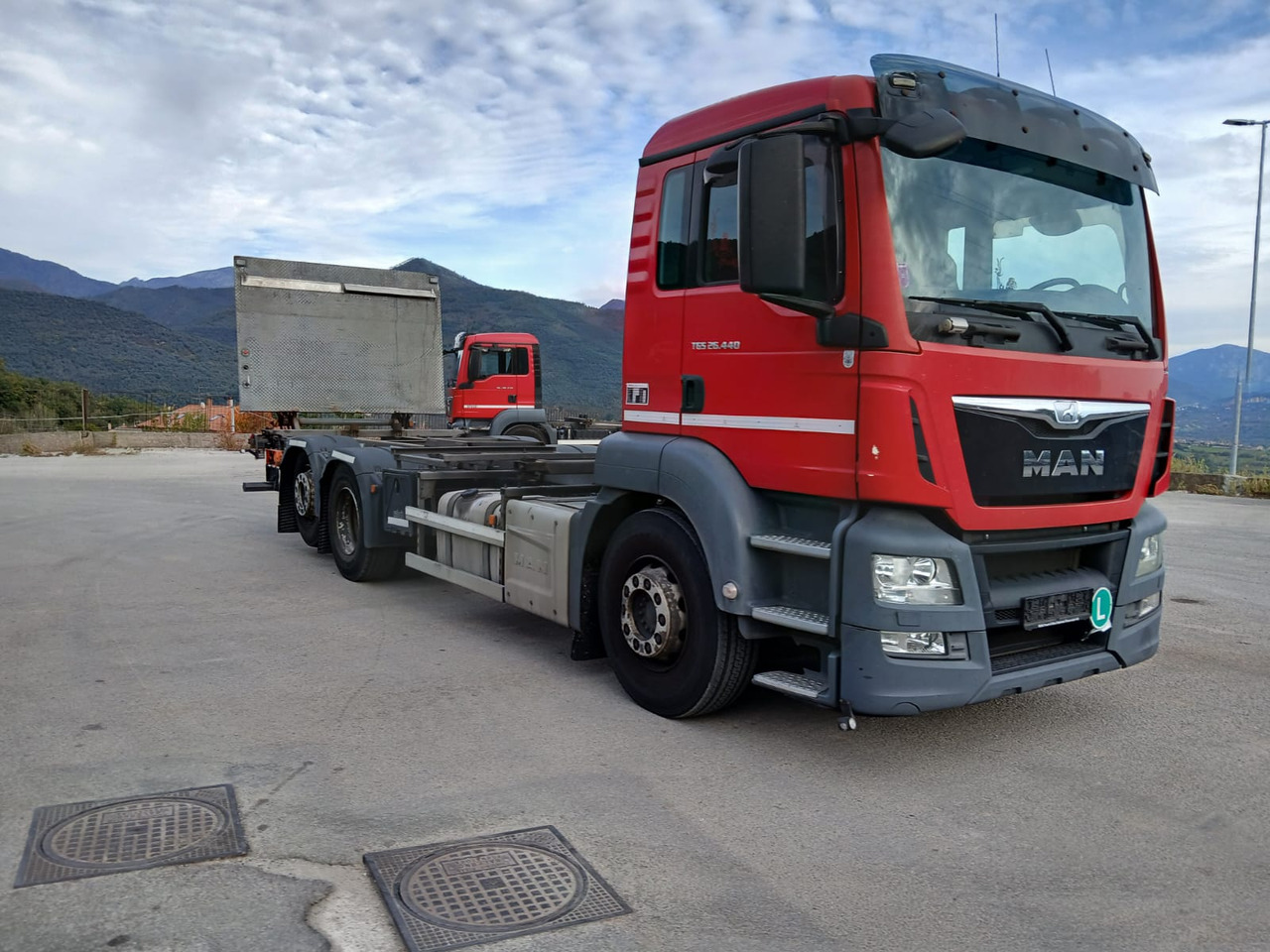 Kamion sa golom šasijom i zatvorenom kabinom MAN TGX 26.440: slika 18 Kamion sa golom šasijom i zatvorenom kabinom MAN TGX 26.440: slika 18