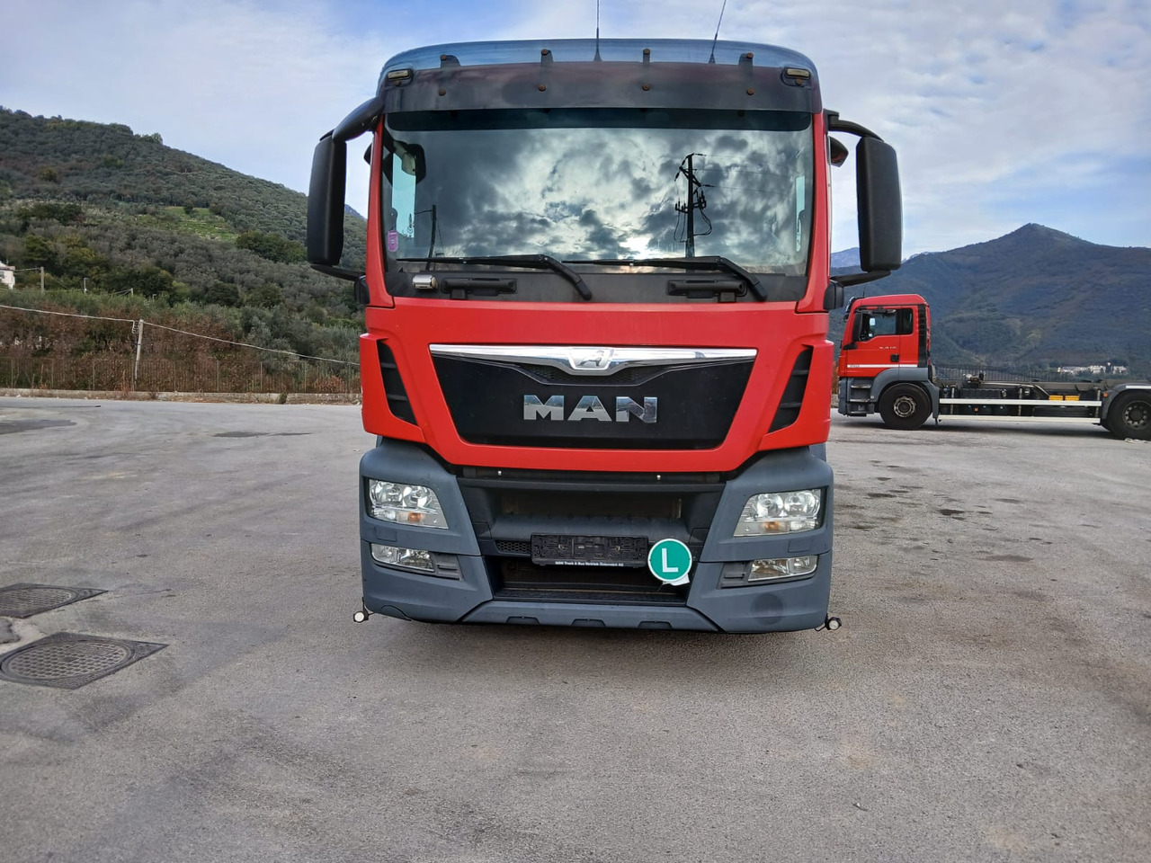 Kamion sa golom šasijom i zatvorenom kabinom MAN TGX 26.440: slika 19 Kamion sa golom šasijom i zatvorenom kabinom MAN TGX 26.440: slika 19