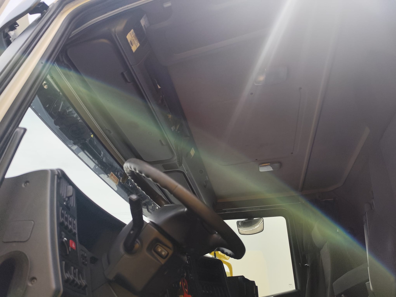 SCANIA G450 - Kamion sa golom šasijom i zatvorenom kabinom: slika 2 SCANIA G450 - Kamion sa golom šasijom i zatvorenom kabinom: slika 2