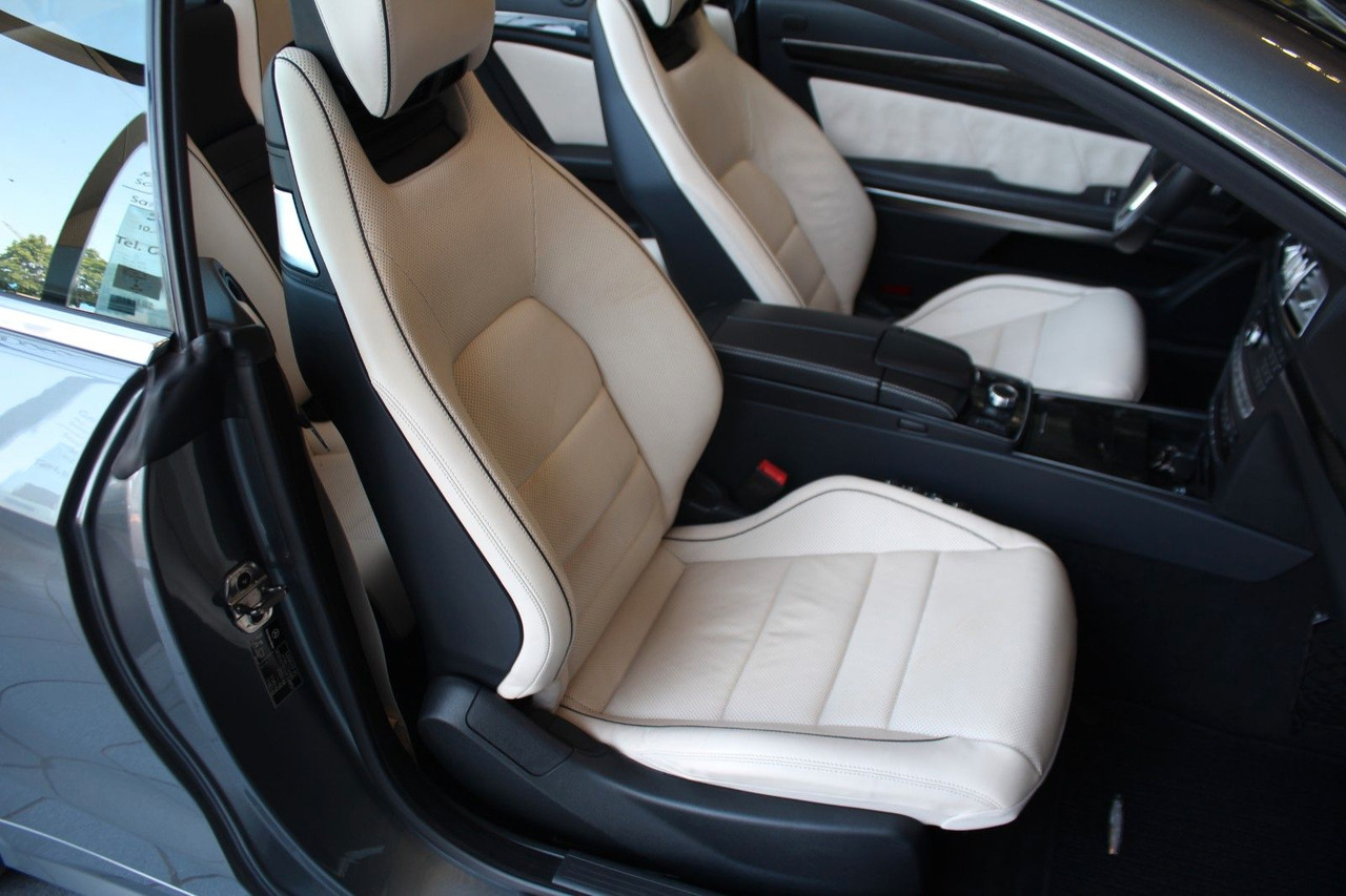 Automobil Mercedes-Benz E 500 Cabrio AMG Leder Memory Kamera LED DAB ACC: slika 17