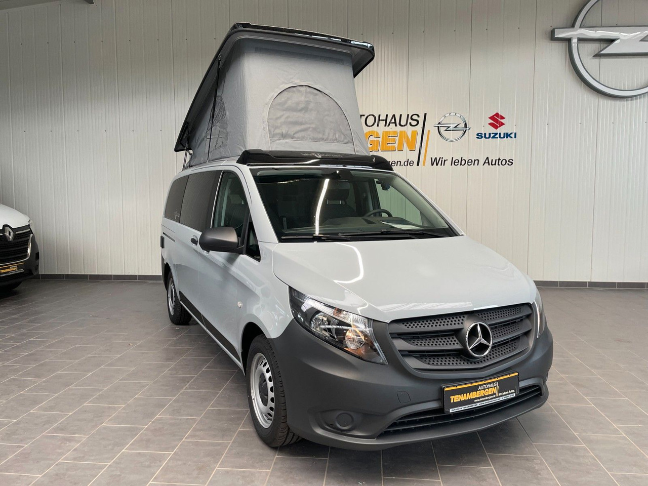 Mercedes-Benz Vito VanTourer Urban "Comfort" Camper Küche AHK - Kamp kombi: slika 4 Mercedes-Benz Vito VanTourer Urban "Comfort" Camper Küche AHK - Kamp kombi: slika 4