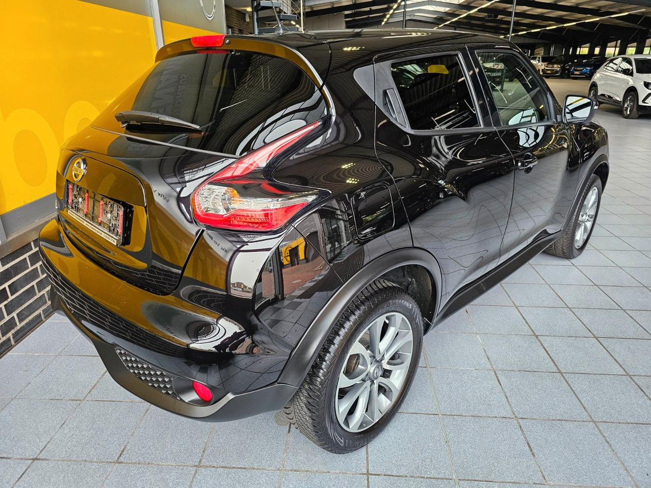 Nissan Juke 1.2 DIG-T 360 / Navi / Ganzjahresreifen - SUVSUV: slika 4 Nissan Juke 1.2 DIG-T 360 / Navi / Ganzjahresreifen - SUVSUV: slika 4