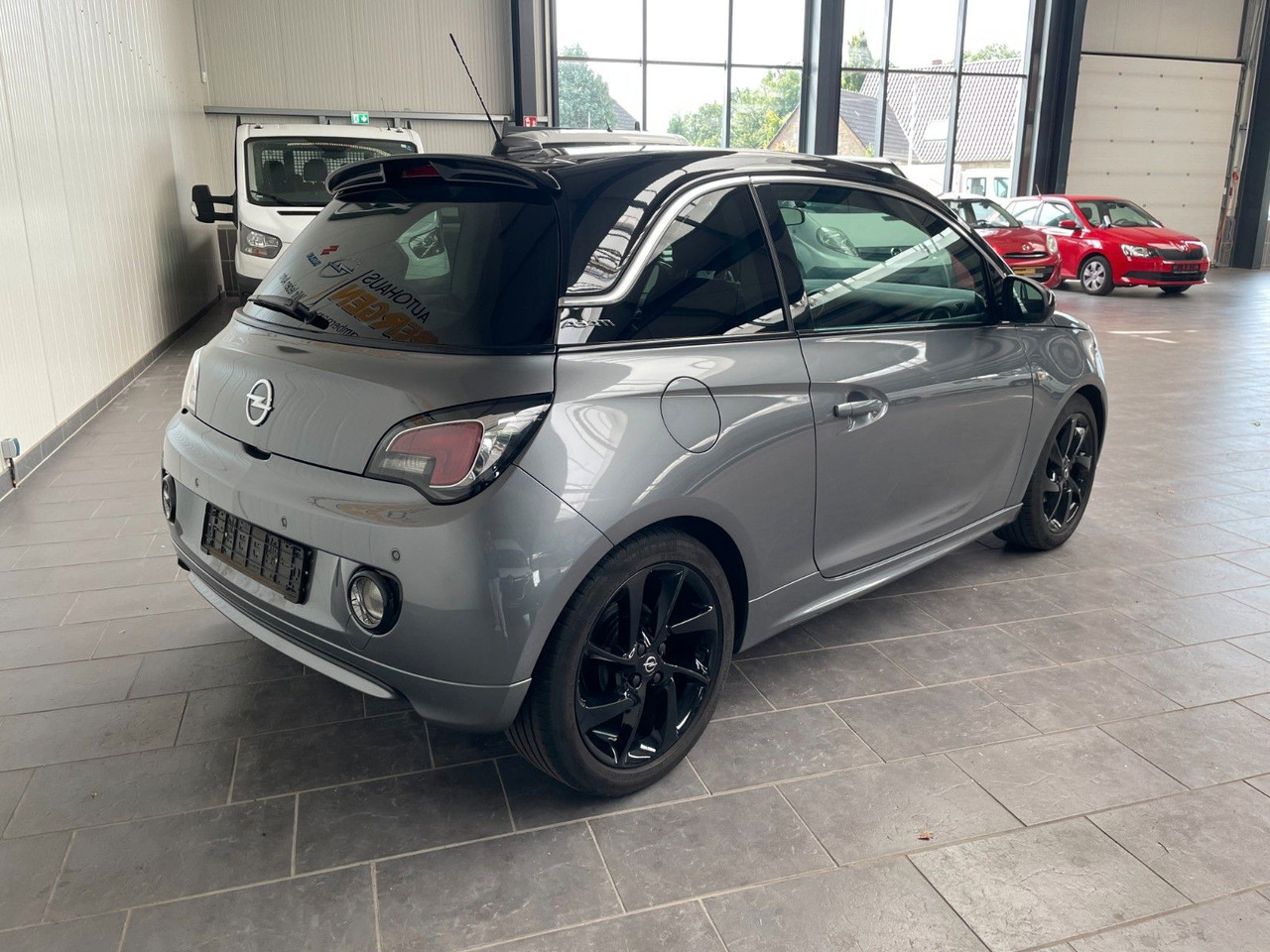 Opel Adam Slam Tempomat Sound-System Infinity - Automobil: slika 3 Opel Adam Slam Tempomat Sound-System Infinity - Automobil: slika 3