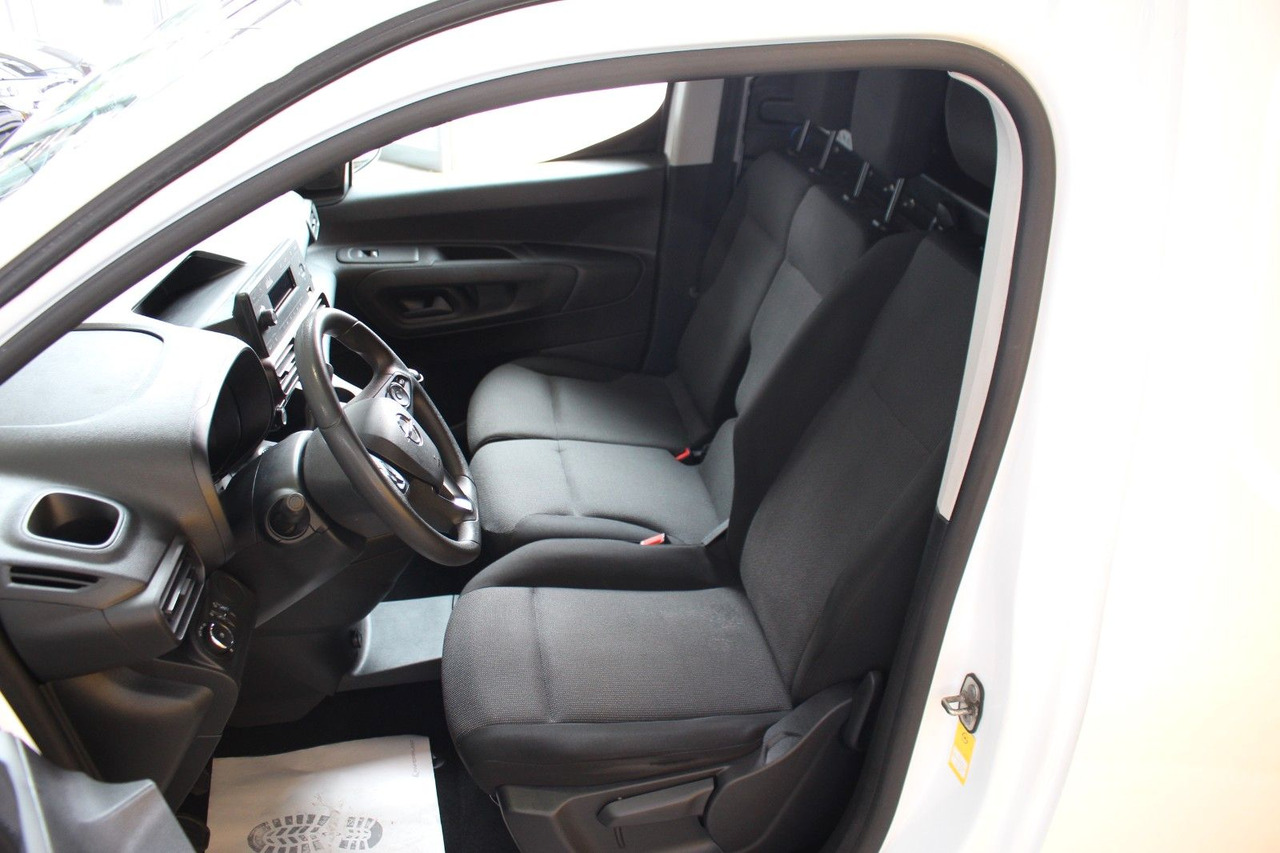 Opel Combo E Cargo 3-Sitzer Selection Holz Klima - Mali kombi: slika 5 Opel Combo E Cargo 3-Sitzer Selection Holz Klima - Mali kombi: slika 5