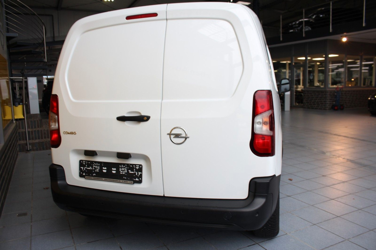 Opel Combo E Cargo Selection Klima Bluetooth PDC - Mali kombi: slika 4 Opel Combo E Cargo Selection Klima Bluetooth PDC - Mali kombi: slika 4