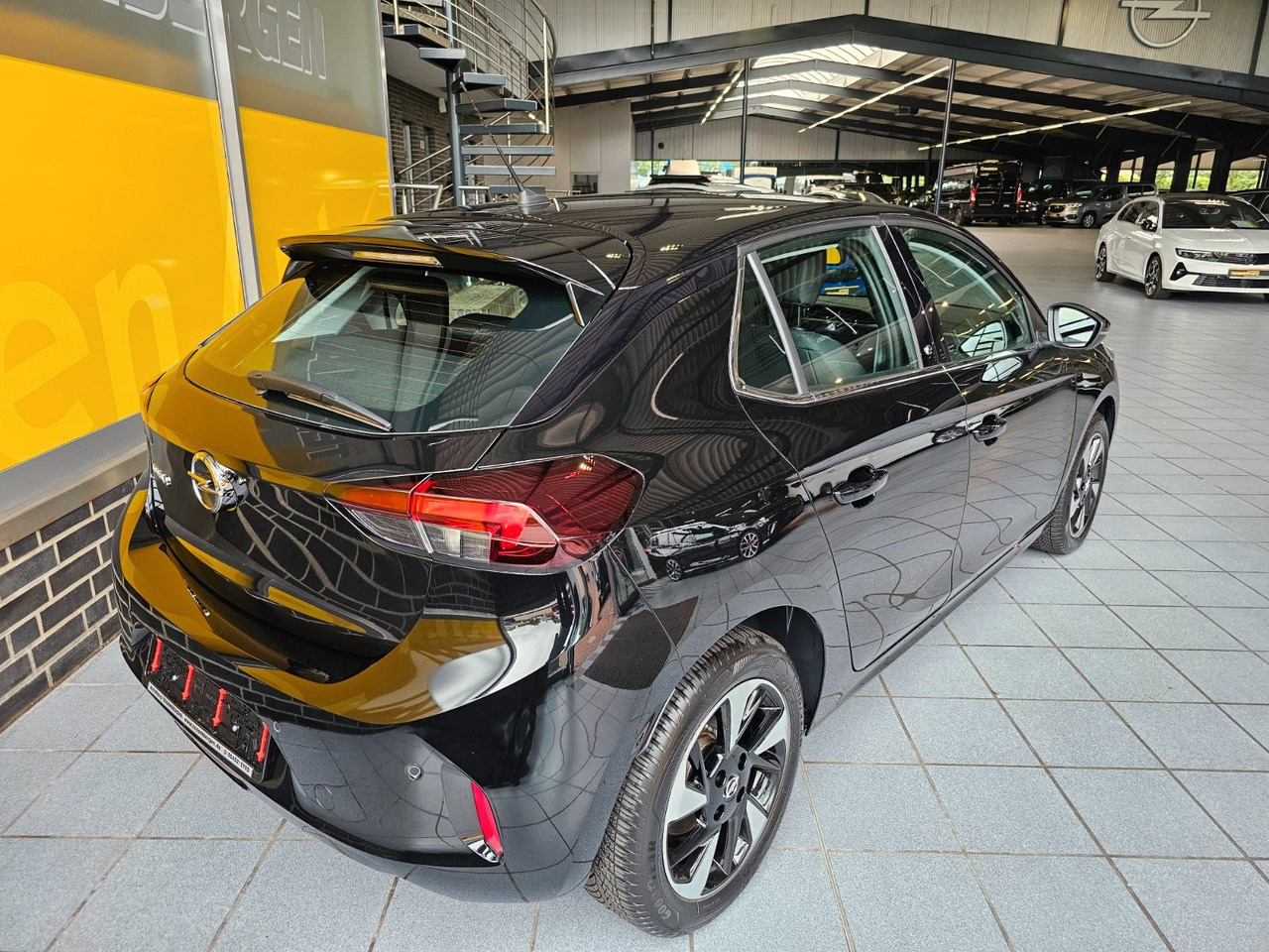 Opel Corsa F e Elegance Navi Pro SHZ LED 50KW DAB - Automobil: slika 3 Opel Corsa F e Elegance Navi Pro SHZ LED 50KW DAB - Automobil: slika 3