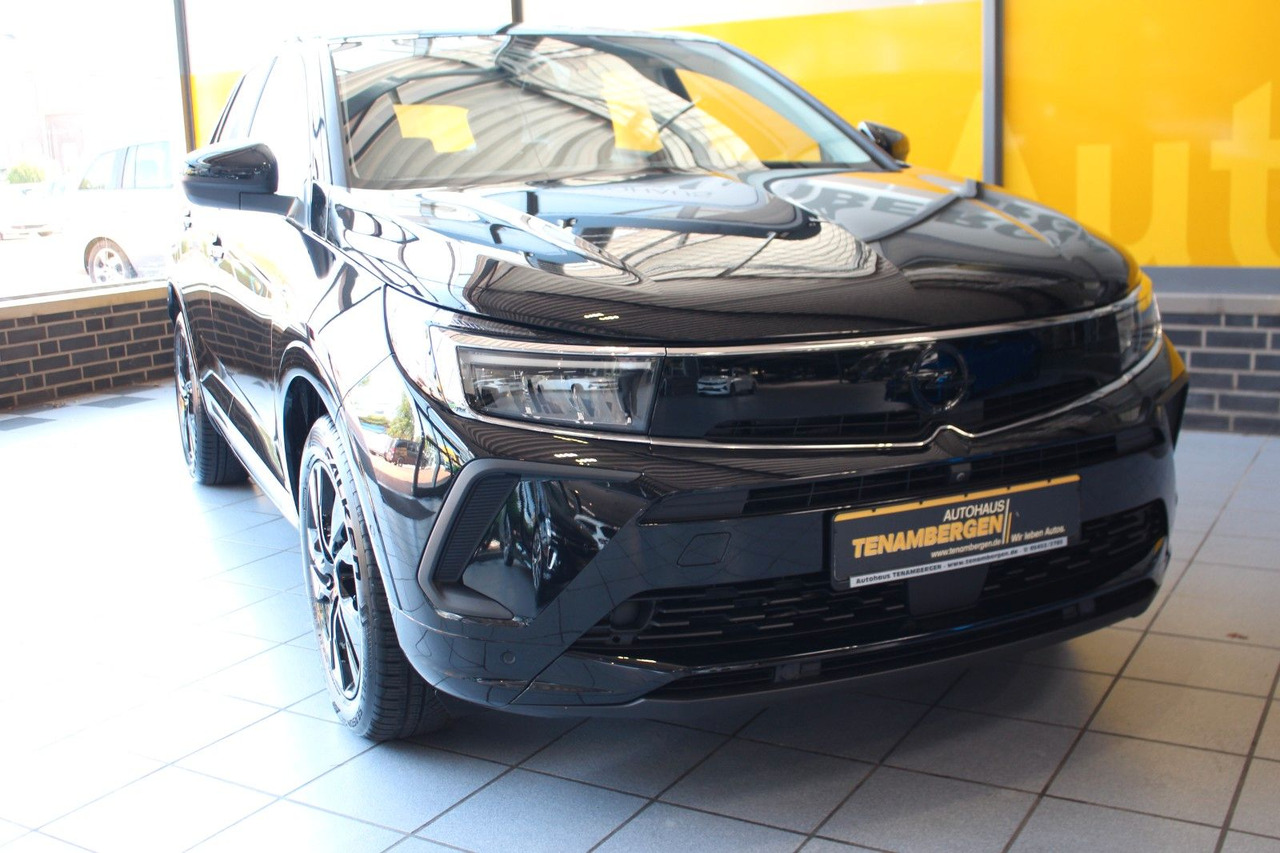 Opel Grandland 1.2 Turbo GS Line LED Kamera Sitzheiz. - SUVSUV: slika 2 Opel Grandland 1.2 Turbo GS Line LED Kamera Sitzheiz. - SUVSUV: slika 2