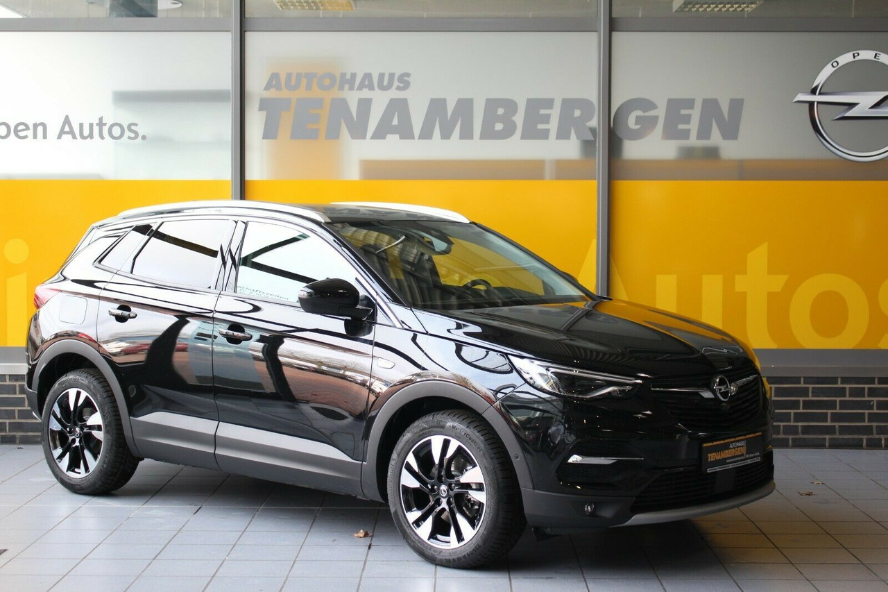 Opel Grandland X Ultimate Leder 360°Kamera DAB - SUVSUV: slika 1 Opel Grandland X Ultimate Leder 360°Kamera DAB - SUVSUV: slika 1