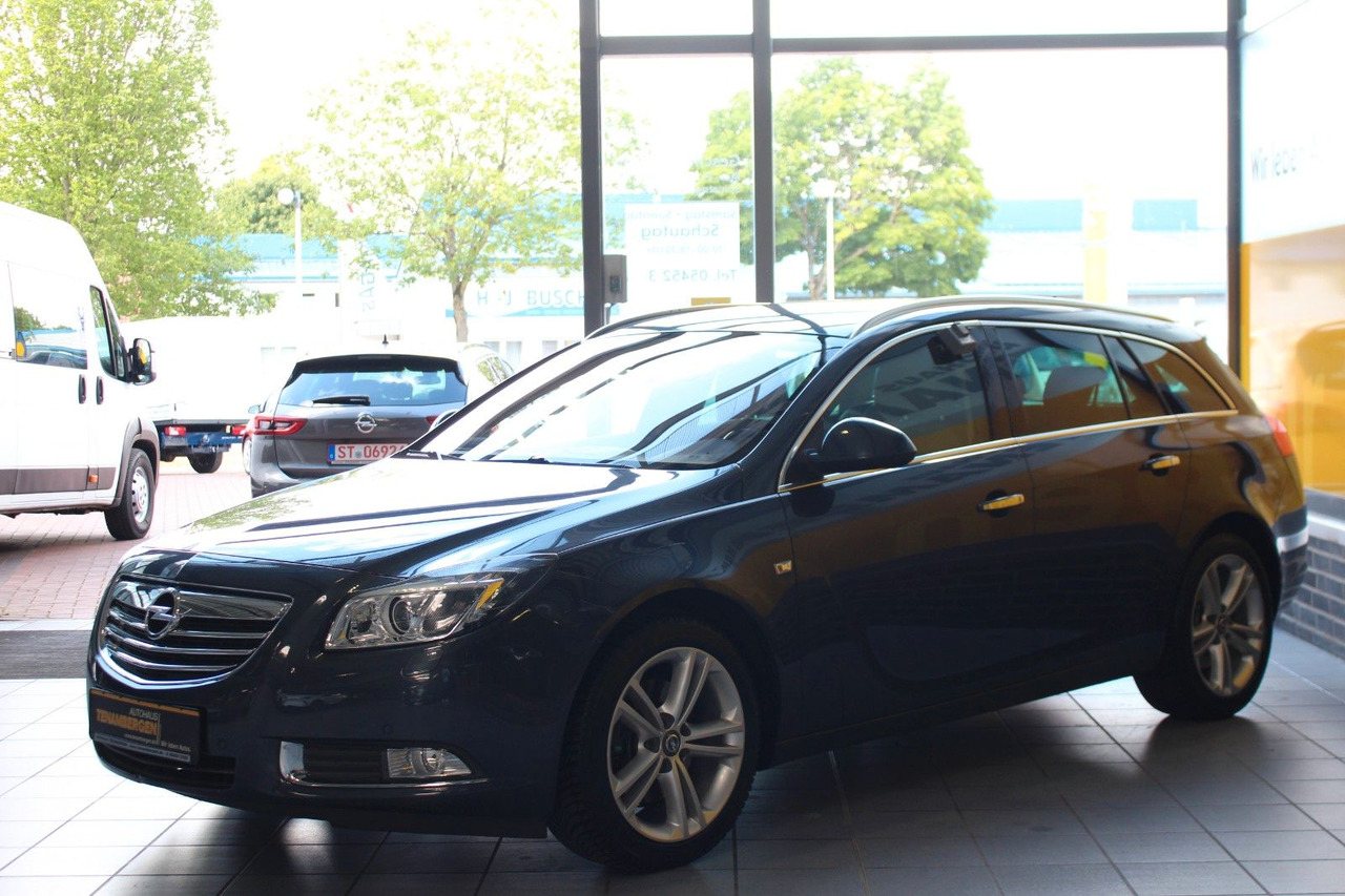 Opel Insignia A Sports Tourer Innovation 4x4 Navi AHK - Automobil: slika 4 Opel Insignia A Sports Tourer Innovation 4x4 Navi AHK - Automobil: slika 4