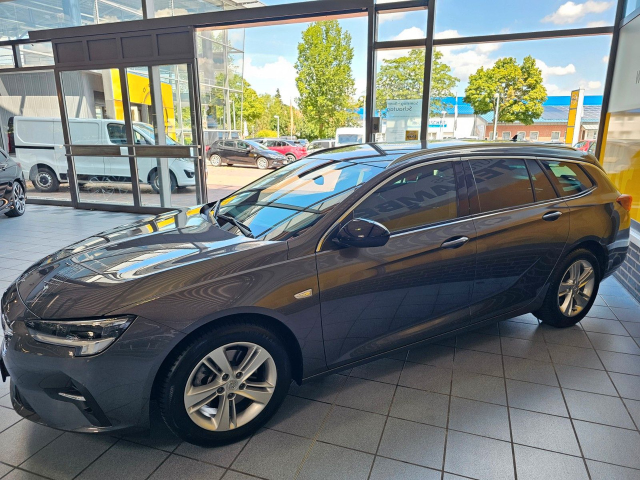 Opel Insignia B ST Business IntelliLux LED Tot Winkel - Automobil: slika 3 Opel Insignia B ST Business IntelliLux LED Tot Winkel - Automobil: slika 3