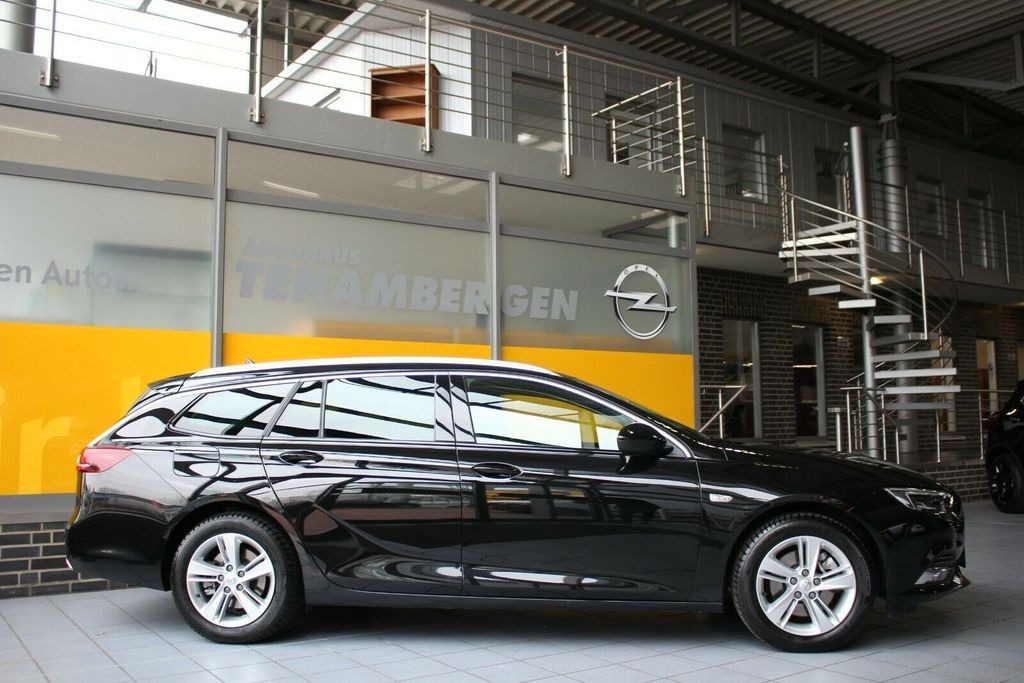 Opel Insignia B Sports Tourer 4x4 INNOVATION - Automobil: slika 4 Opel Insignia B Sports Tourer 4x4 INNOVATION - Automobil: slika 4