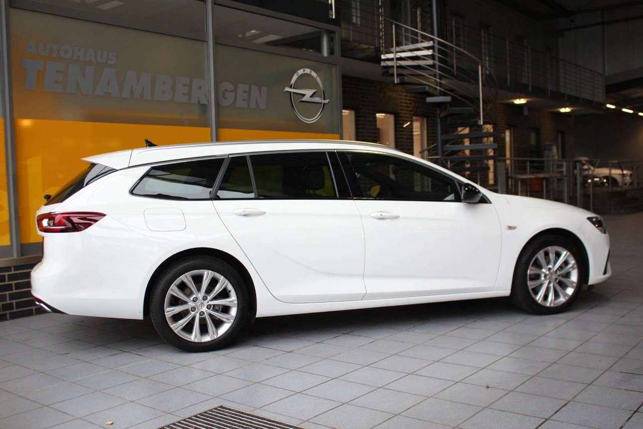 Opel Insignia Elegance DAB Navi Head Up LED Kamera - Karavan: slika 3 Opel Insignia Elegance DAB Navi Head Up LED Kamera - Karavan: slika 3
