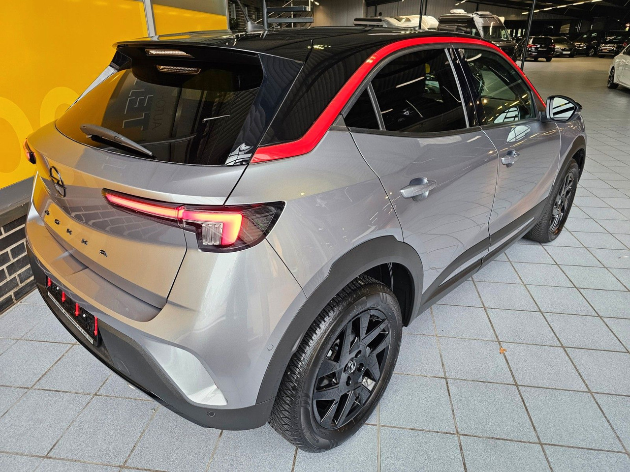 Opel Mokka GS Line SHZ Kamera LED - SUVSUV: slika 2 Opel Mokka GS Line SHZ Kamera LED - SUVSUV: slika 2