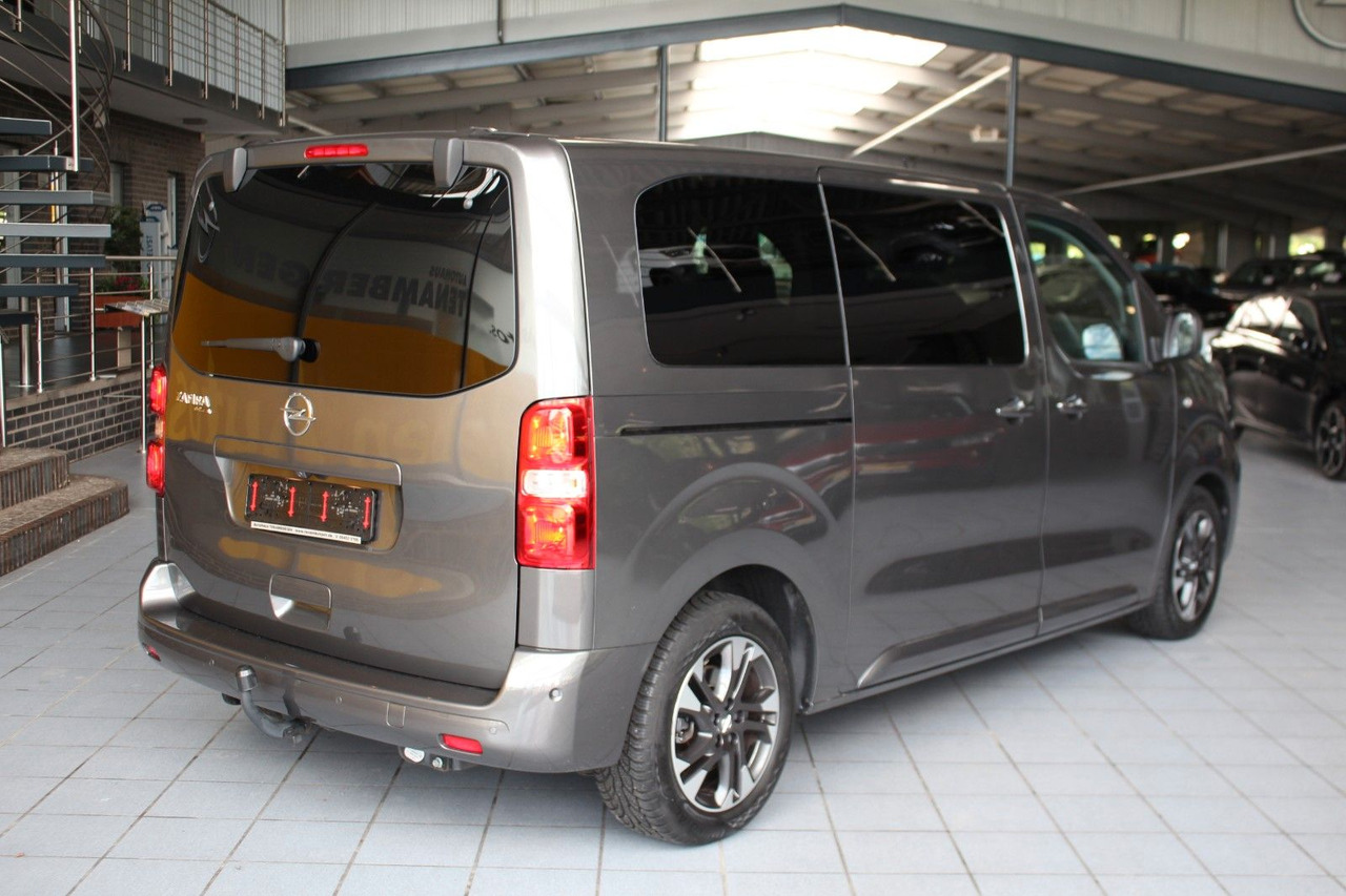 Putnički kombi Opel Zafira Life Tourer M Standheizung Massage AHK: slika 17