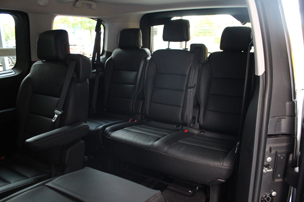 Putnički kombi Opel Zafira Life Tourer M Standheizung Massage AHK: slika 11