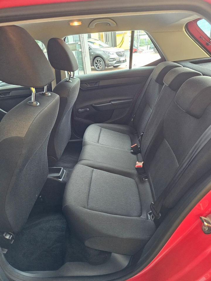 Skoda Fabia Cool Edition SHZ USB - Automobil: slika 5 Skoda Fabia Cool Edition SHZ USB - Automobil: slika 5
