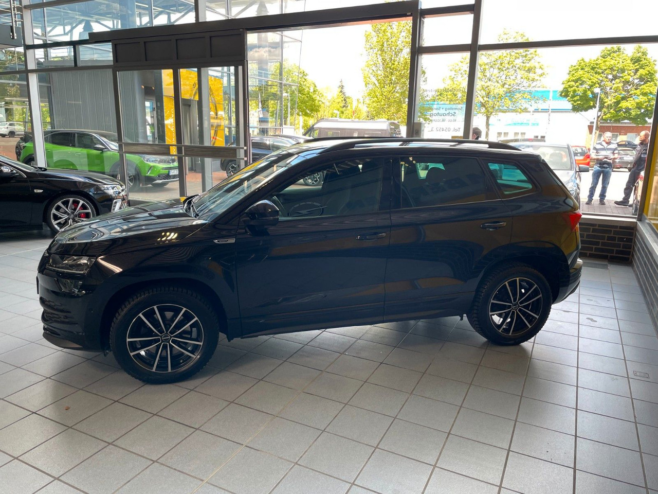 Skoda Karoq Sportline 4x4 Kamera Virt.Cockp LED ACC - SUVSUV: slika 5 Skoda Karoq Sportline 4x4 Kamera Virt.Cockp LED ACC - SUVSUV: slika 5