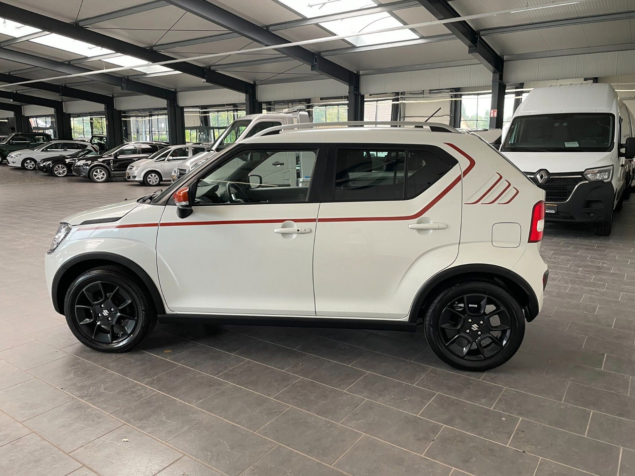 Suzuki Ignis 1,2 Intro Edtion+ - Automobil: slika 5 Suzuki Ignis 1,2 Intro Edtion+ - Automobil: slika 5