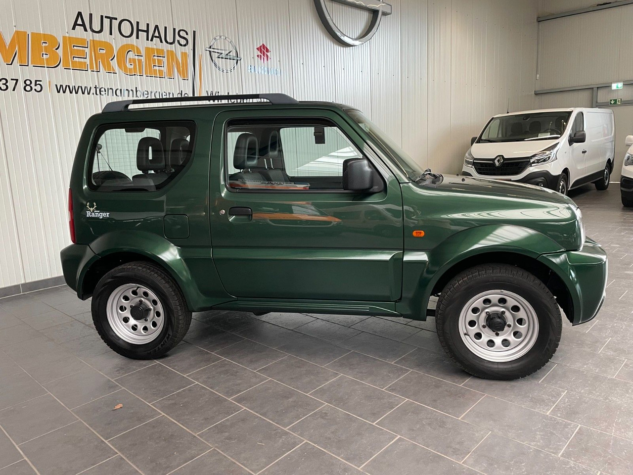 Suzuki Jimny 1.3 Allrad Ranger - SUVSUV: slika 2 Suzuki Jimny 1.3 Allrad Ranger - SUVSUV: slika 2