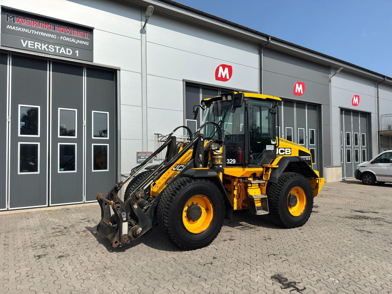 JCB 413 2.800h - Utovarivač točkaš: slika 2 JCB 413 2.800h - Utovarivač točkaš: slika 2