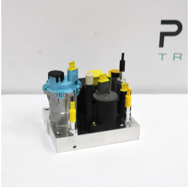 Volvo FH/FM AdBlue Pomp 21679299 | 7421892627 | 23387854 Nieuw - Obrada goriva/ Dostava goriva za Kamion: slika 1 Volvo FH/FM AdBlue Pomp 21679299 | 7421892627 | 23387854 Nieuw - Obrada goriva/ Dostava goriva za Kamion: slika 1