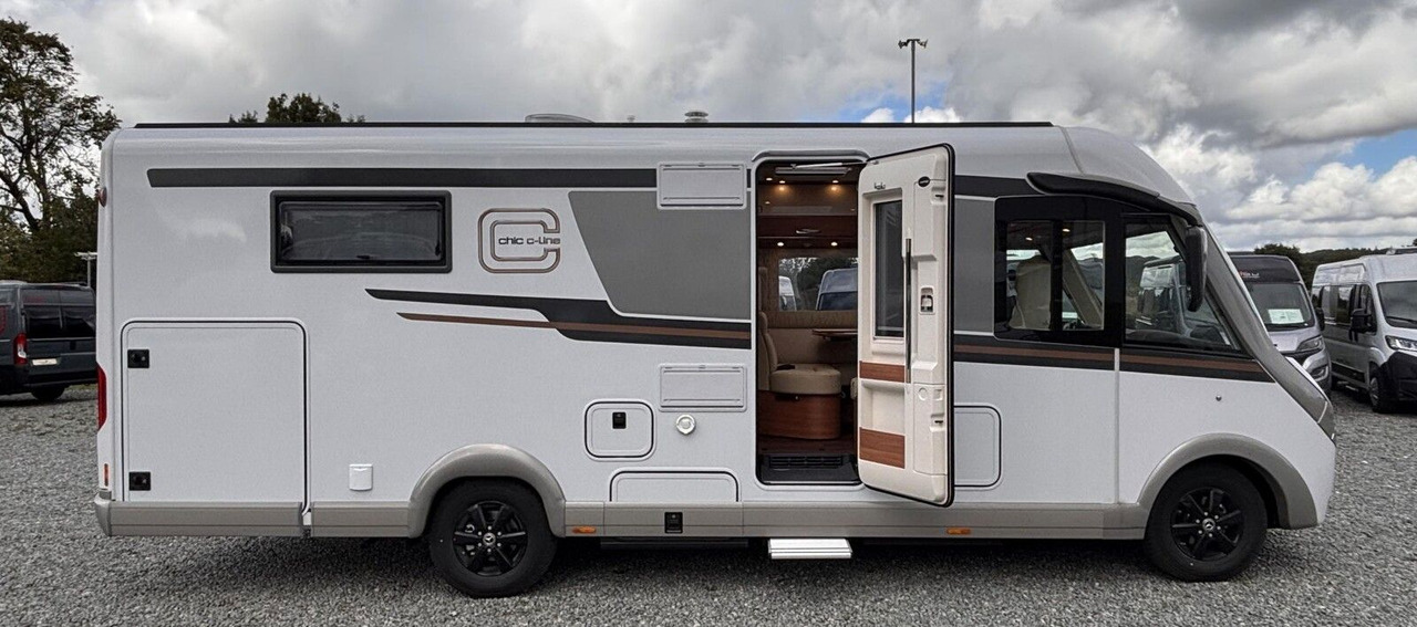 Carthago chic c-line I 5.0 QB *Mercedes*MJ25*Alde*Sky*TV* - Integrisani kamper: slika 5 Carthago chic c-line I 5.0 QB *Mercedes*MJ25*Alde*Sky*TV* - Integrisani kamper: slika 5