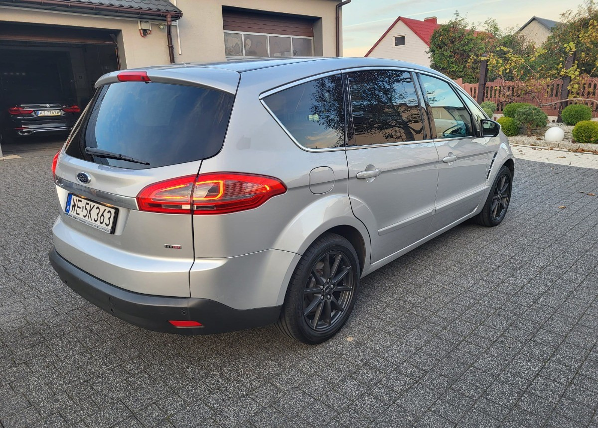 Ford S-Max Super Stan Ful Wypas Doinwestowany - Automobil: slika 5 Ford S-Max Super Stan Ful Wypas Doinwestowany - Automobil: slika 5