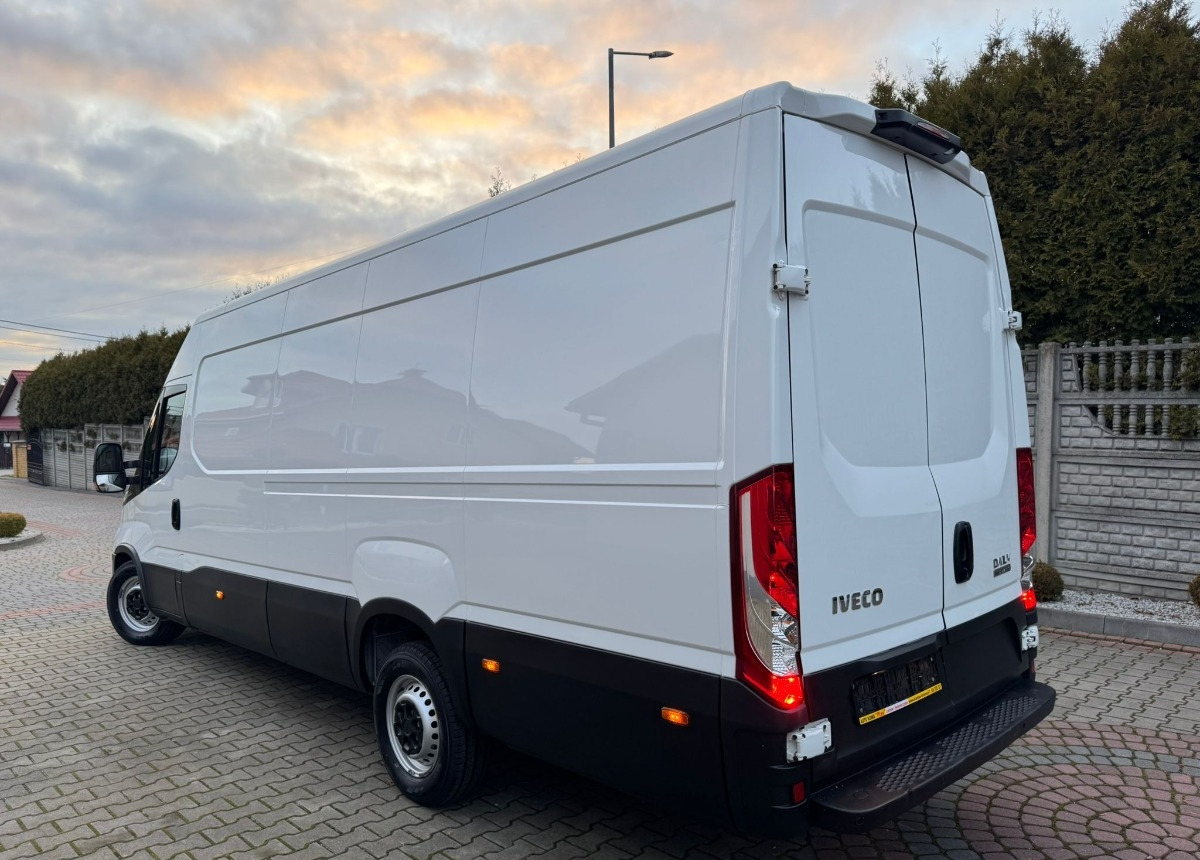 Iveco Maxi 3.0 Himatic 180ps. Iveco 180ps - Furgon: slika 4 Iveco Maxi 3.0 Himatic 180ps. Iveco 180ps - Furgon: slika 4