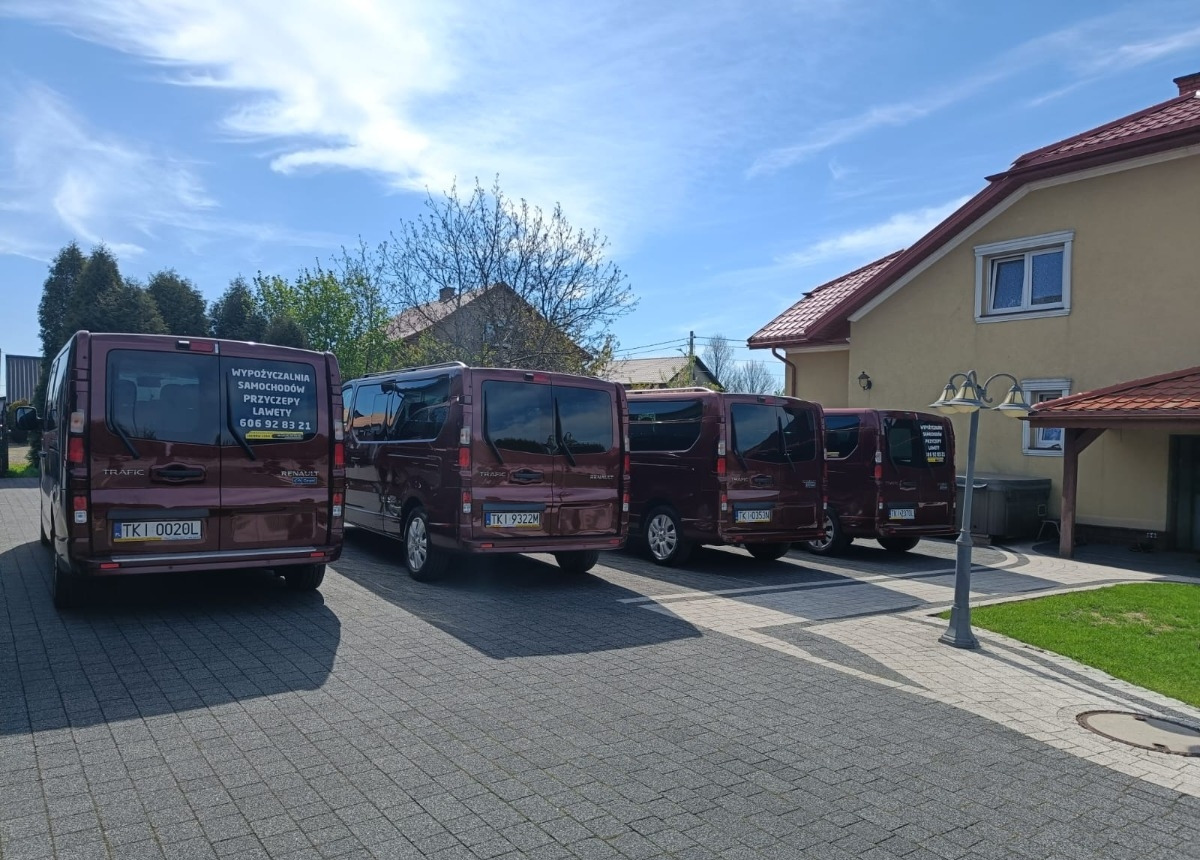 Renault Trafic Ogłoszenie dotyczy wynajmu Auta 9-osobowego - Minibus, Putnički kombi: slika 5 Renault Trafic Ogłoszenie dotyczy wynajmu Auta 9-osobowego - Minibus, Putnički kombi: slika 5