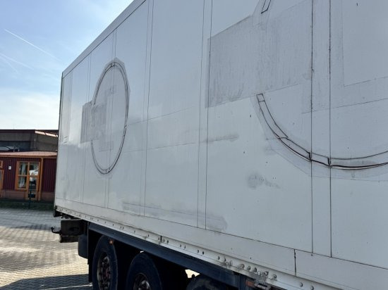 Schmitz SKO24 - Poluprikolica sa zatvorenim sandukom: slika 2 Schmitz SKO24 - Poluprikolica sa zatvorenim sandukom: slika 2