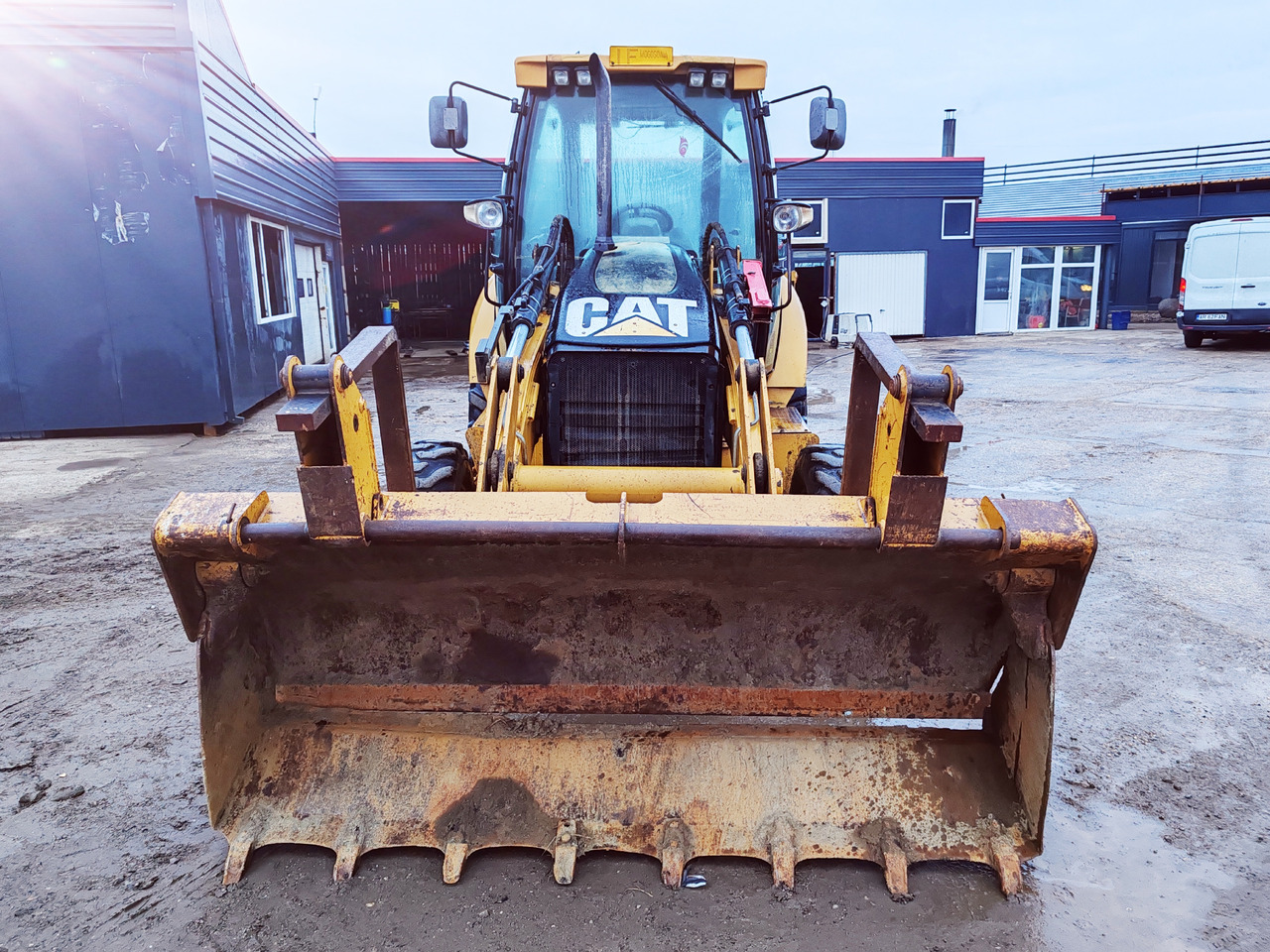Bager utovarivač CATERPILLAR 428E: slika 5
