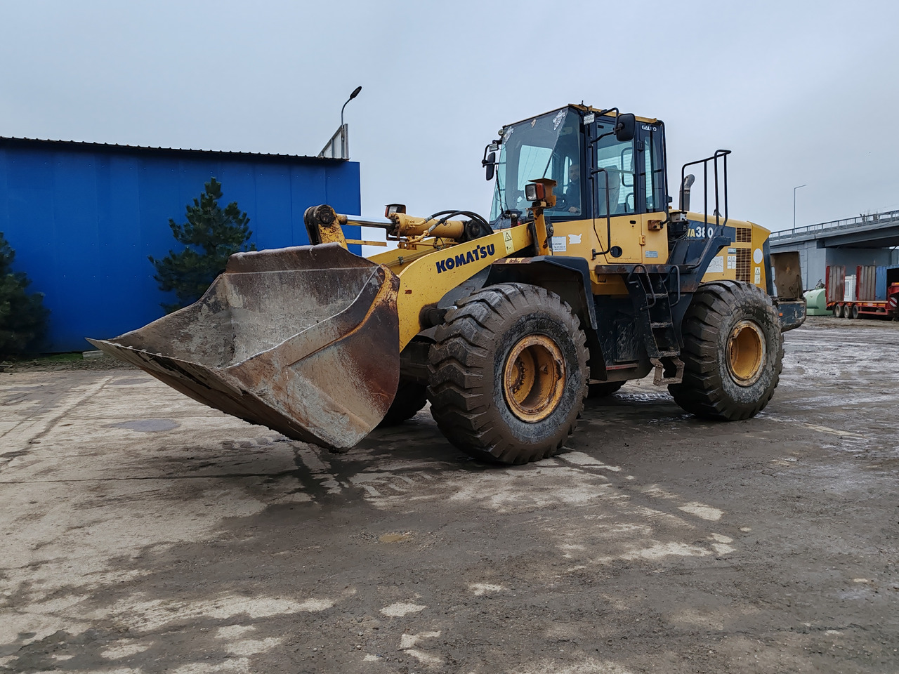 KOMATSU WA 380-S - Utovarivač točkaš: slika 4 KOMATSU WA 380-S - Utovarivač točkaš: slika 4