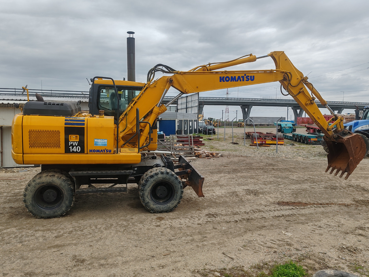 Komatsu PW140-7 - Bager točkaš: slika 4 Komatsu PW140-7 - Bager točkaš: slika 4