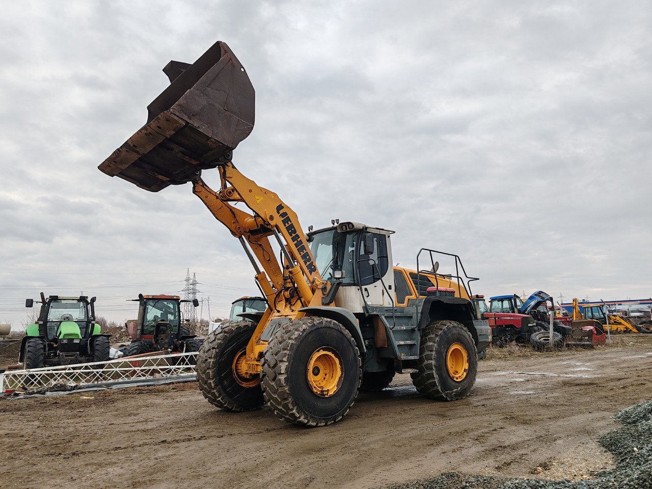Liebherr L576 2plus2 - Utovarivač točkaš: slika 1 Liebherr L576 2plus2 - Utovarivač točkaš: slika 1