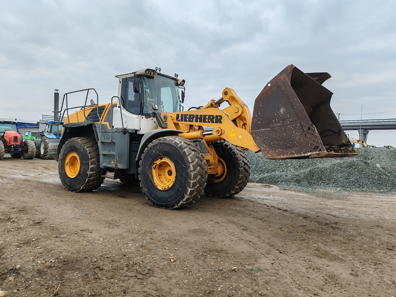 Liebherr L576 2plus2 - Utovarivač točkaš: slika 3 Liebherr L576 2plus2 - Utovarivač točkaš: slika 3