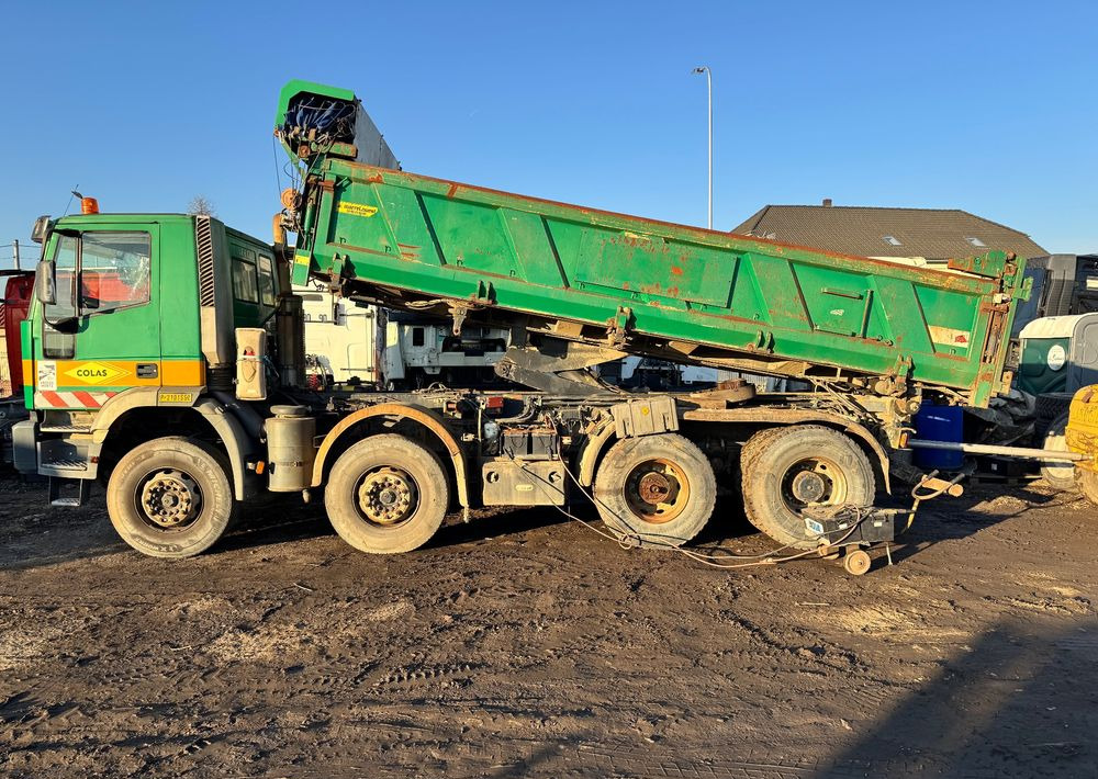 Iveco EuroTrakker - Istovarivač: slika 3 Iveco EuroTrakker - Istovarivač: slika 3