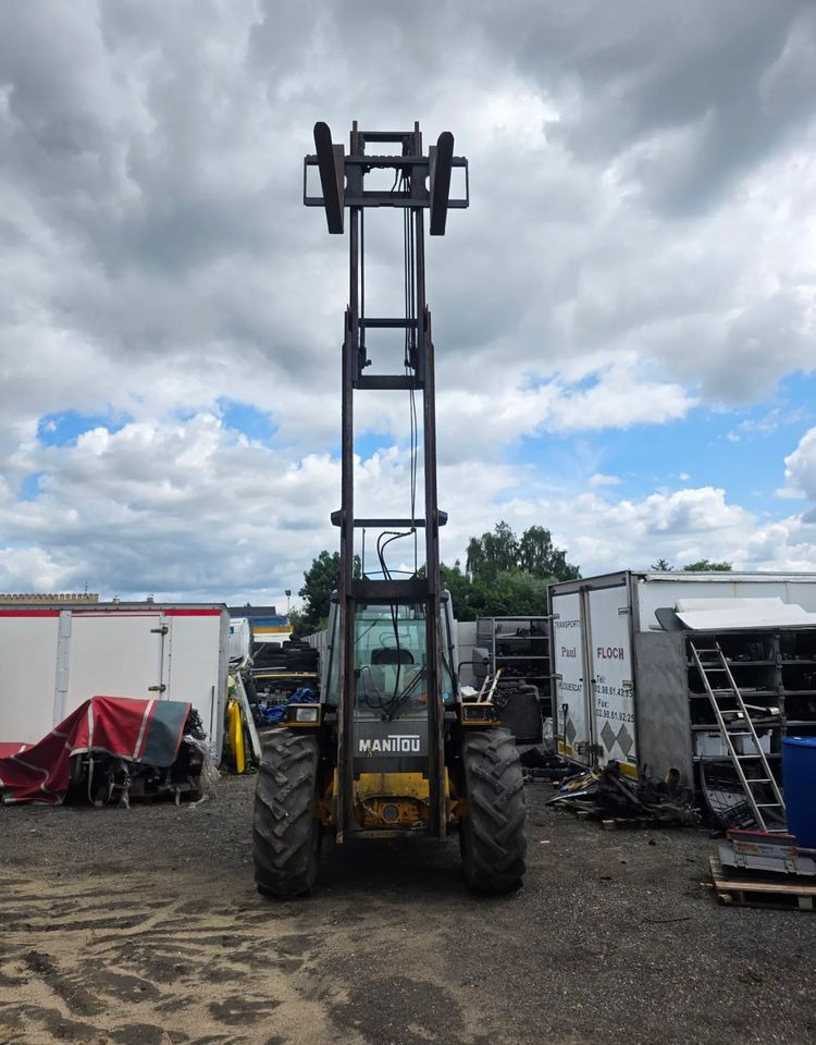 Manitou M26.4 Terenowy 4x4 5,5m - Terenski viljuškar: slika 1 Manitou M26.4 Terenowy 4x4 5,5m - Terenski viljuškar: slika 1