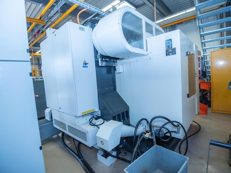 GF AgieCharmilles Mikron VCE 1200 Pro - Mašina za obradu metala: slika 5 GF AgieCharmilles Mikron VCE 1200 Pro - Mašina za obradu metala: slika 5