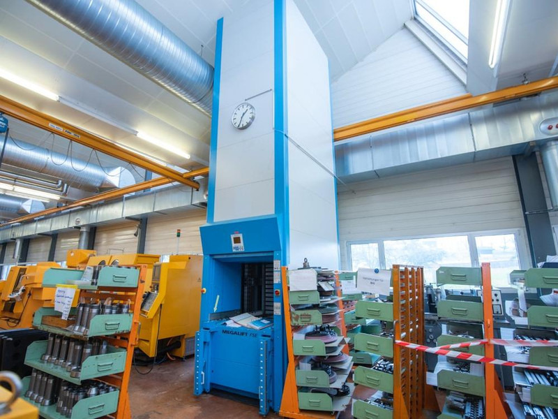 Lista Megalift FSE - Građevinska mašina: slika 1 Lista Megalift FSE - Građevinska mašina: slika 1