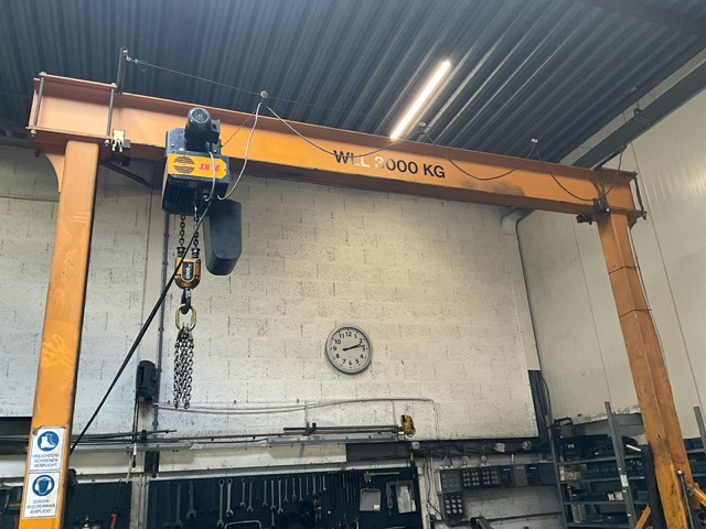 KONECRANES PA32-4,0 - Mašina za obradu metala: slika 4 KONECRANES PA32-4,0 - Mašina za obradu metala: slika 4