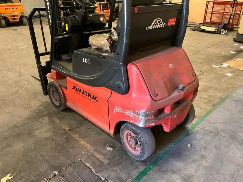 Linde E16P - Viljuškar: slika 4 Linde E16P - Viljuškar: slika 4