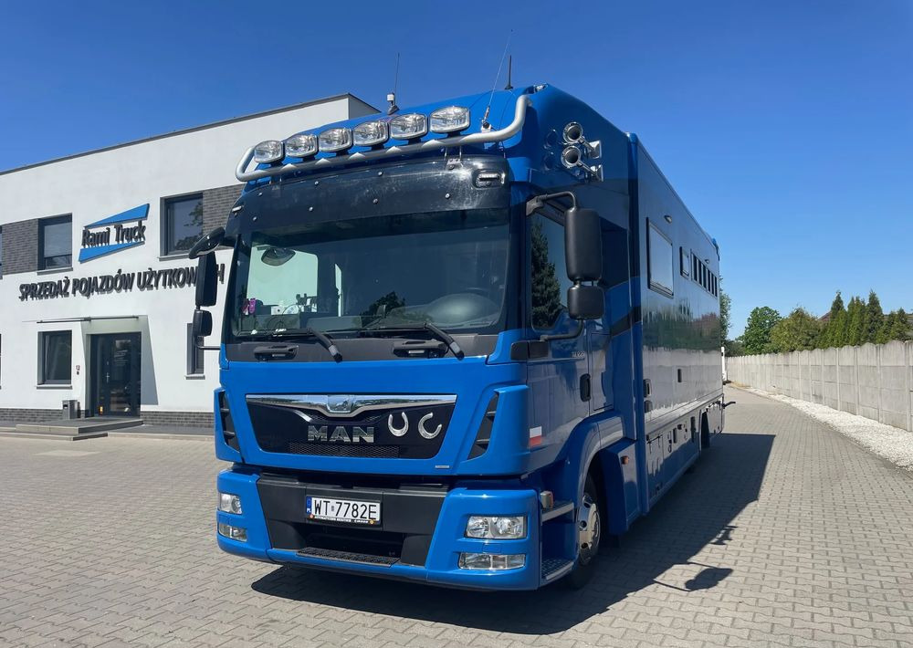 MAN TGL 12.250/ KONIOWÓZ- ROELOFSEN/ 4 KONIE/ - Kamioni za prevoz konja: slika 1 MAN TGL 12.250/ KONIOWÓZ- ROELOFSEN/ 4 KONIE/ - Kamioni za prevoz konja: slika 1