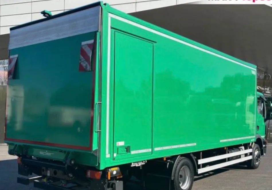 MAN TGM 15.250 - Kamion sa zatvorenim sandukom: slika 2 MAN TGM 15.250 - Kamion sa zatvorenim sandukom: slika 2