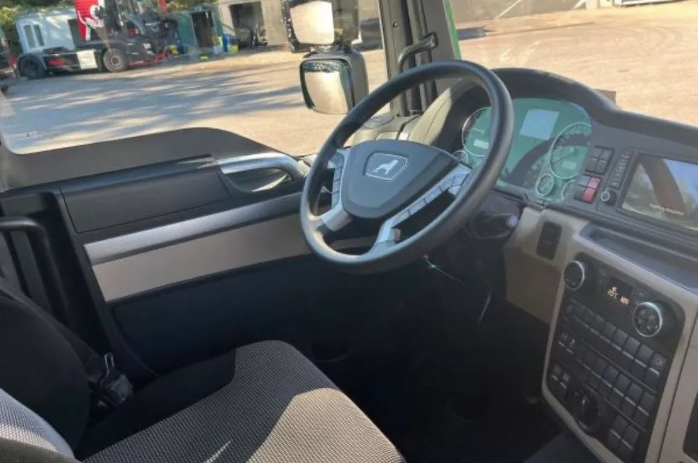 MAN TGM 15.250 - Kamion sa zatvorenim sandukom: slika 5 MAN TGM 15.250 - Kamion sa zatvorenim sandukom: slika 5