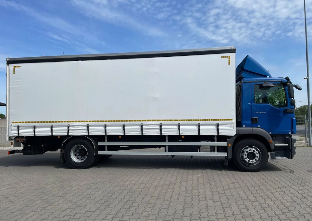 MAN TGM 18.250 Ładownośc 9,8 tony! - Kamion sa tovarnim sandukom: slika 4 MAN TGM 18.250 Ładownośc 9,8 tony! - Kamion sa tovarnim sandukom: slika 4