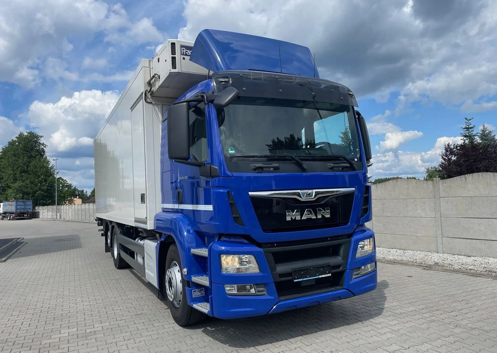 MAN TGS 26.360 CHŁODNIA 8,10m ( 20 europalet ) - Hladnjača: slika 3 MAN TGS 26.360 CHŁODNIA 8,10m ( 20 europalet ) - Hladnjača: slika 3