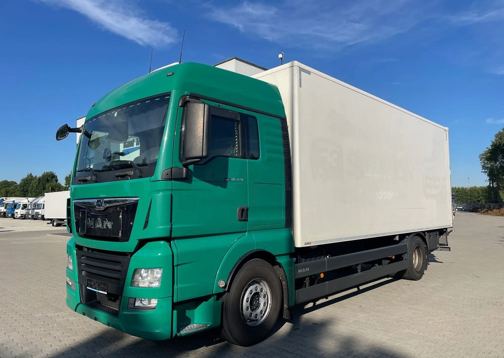 MAN TGX 18.420/ KONTENER 7,2m - Kamion sa zatvorenim sandukom: slika 3 MAN TGX 18.420/ KONTENER 7,2m - Kamion sa zatvorenim sandukom: slika 3